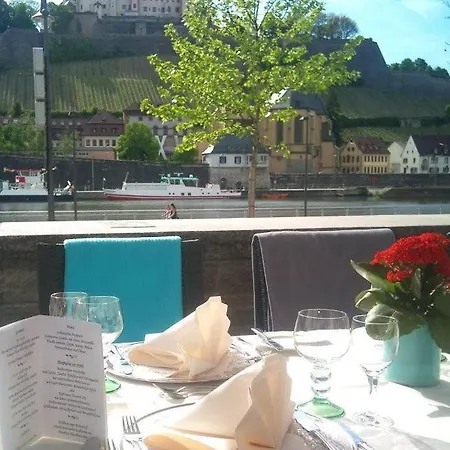 Hotel Walfisch 3*